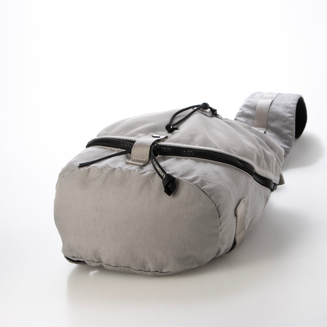 シーピーカンパニー C.P. COMPANY バッグ （グレー） 他