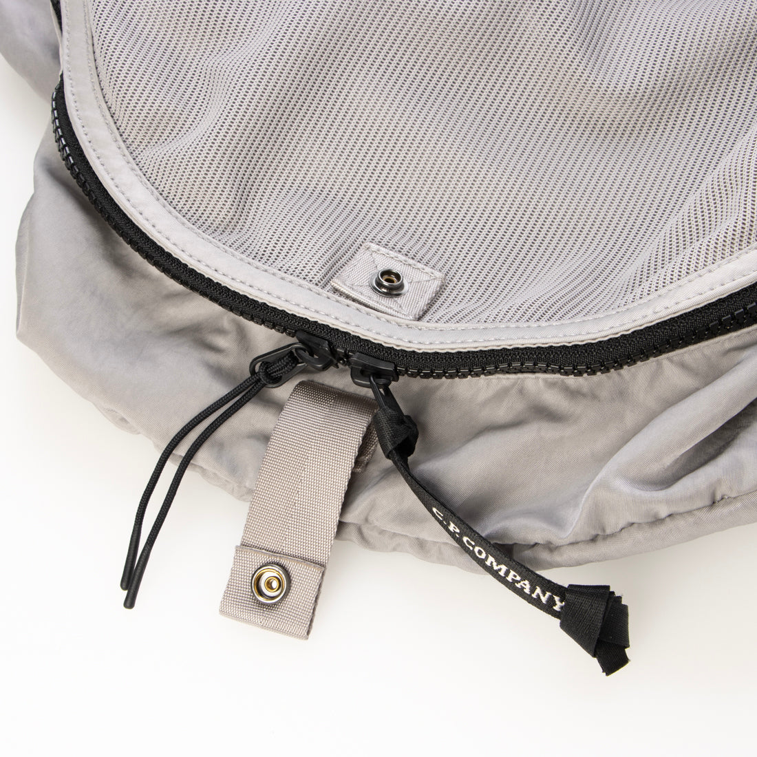 シーピーカンパニー C.P. COMPANY バッグ （グレー） 他