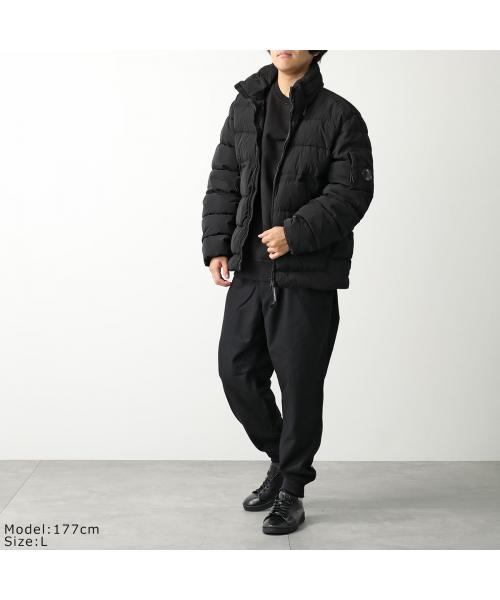 C.P. 公司 C.P. COMPANY C.P. COMPANY 羽絨外套 17CMOW016A 005904G