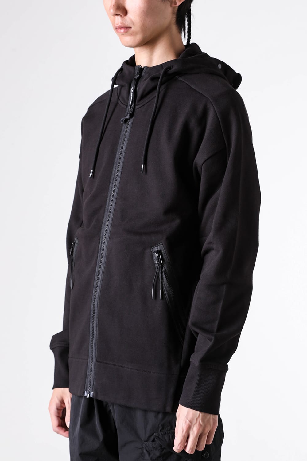 シーピーカンパニー C.P. COMPANY SWSHRT HDD OPEN IN DIAG RSD FLC （BLACK） BLACK