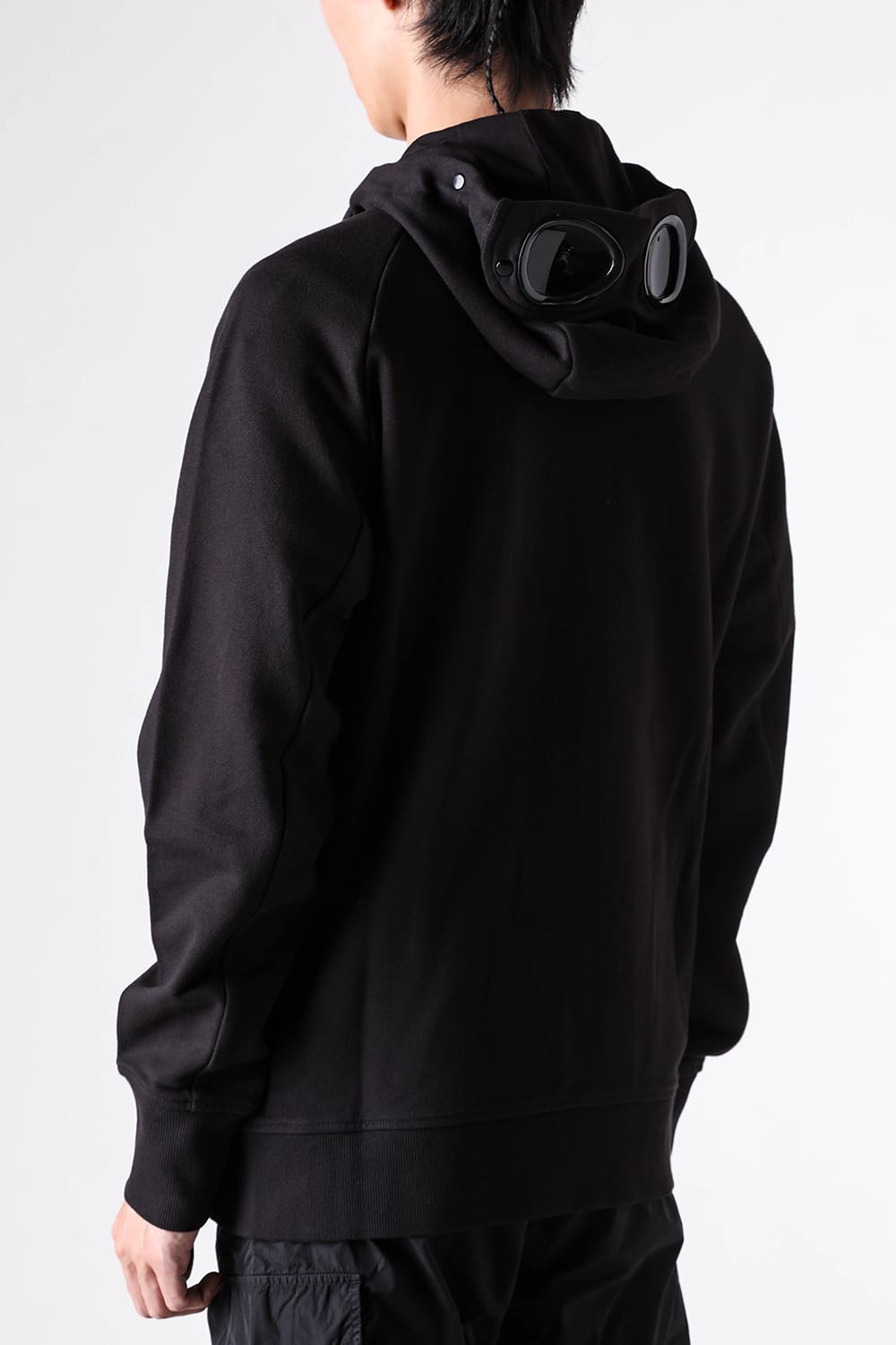 シーピーカンパニー C.P. COMPANY SWSHRT HDD OPEN IN DIAG RSD FLC （BLACK） BLACK