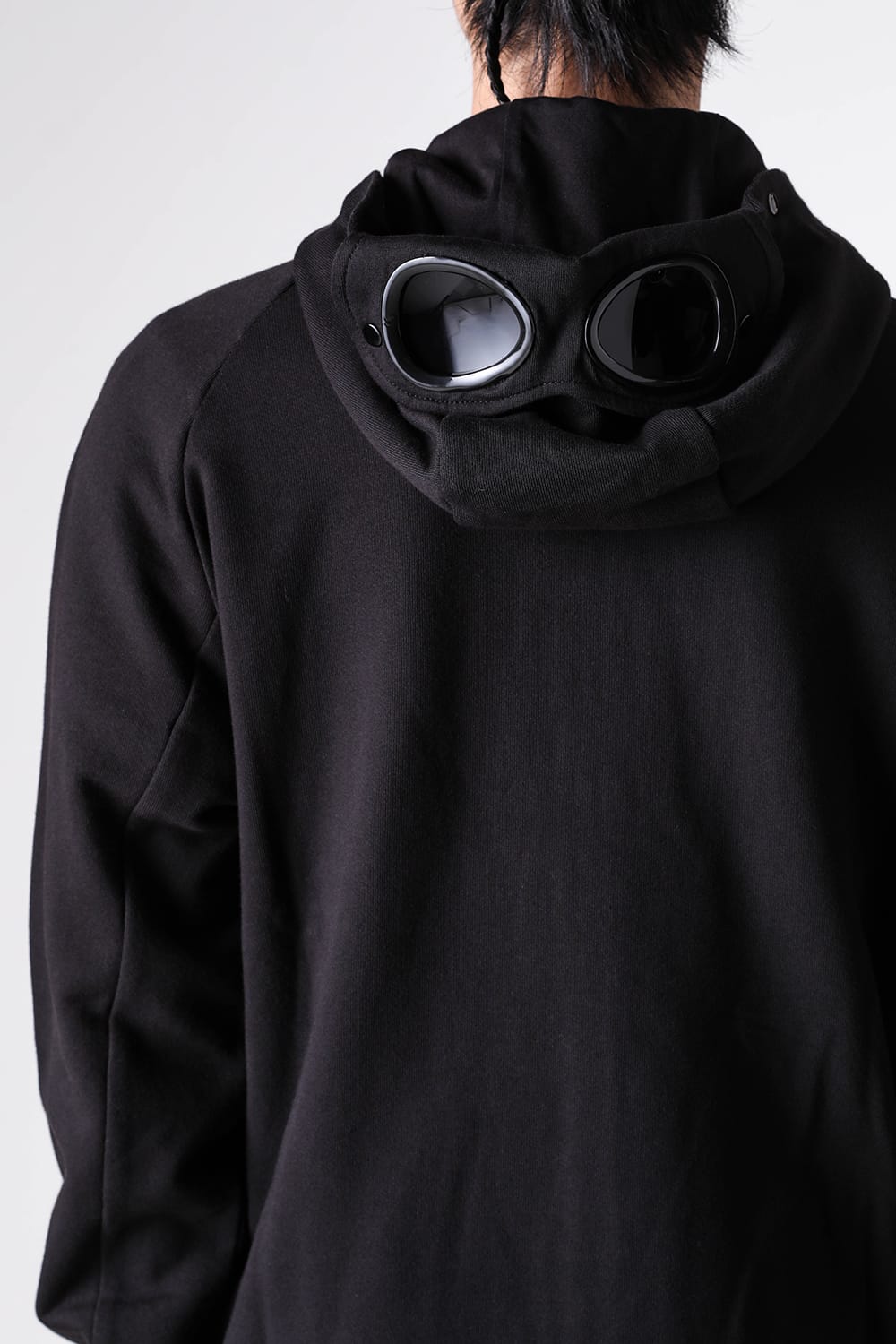 シーピーカンパニー C.P. COMPANY SWSHRT HDD OPEN IN DIAG RSD FLC （BLACK） BLACK