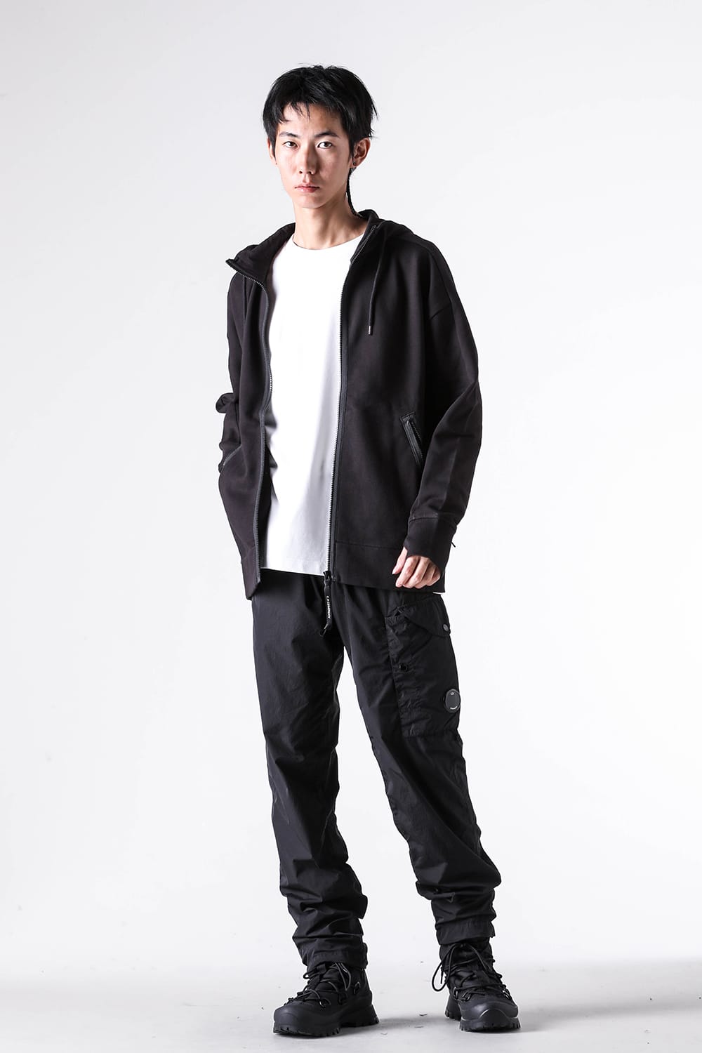 シーピーカンパニー C.P. COMPANY SWSHRT HDD OPEN IN DIAG RSD FLC （BLACK） BLACK