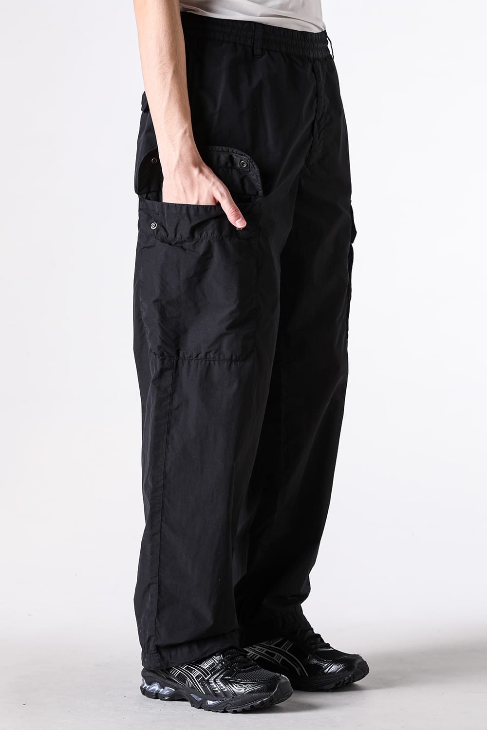 シーピーカンパニー C.P. COMPANY Flatt Nylon Loose Cargo Lens pt （Black） Black
