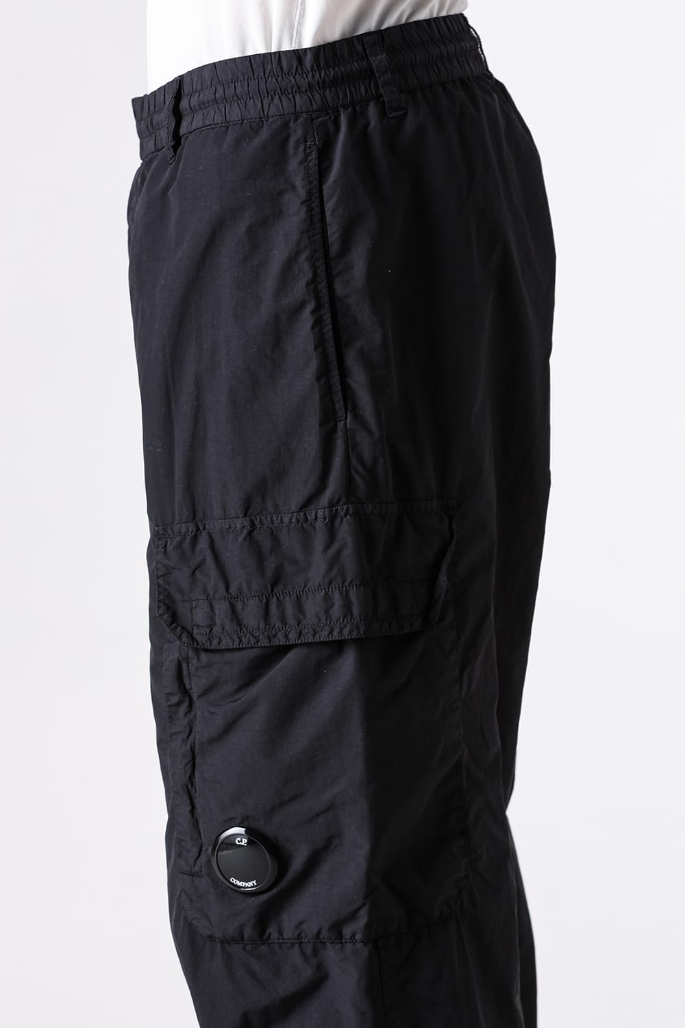 シーピーカンパニー C.P. COMPANY Flatt Nylon Loose Cargo Lens pt （Black） Black