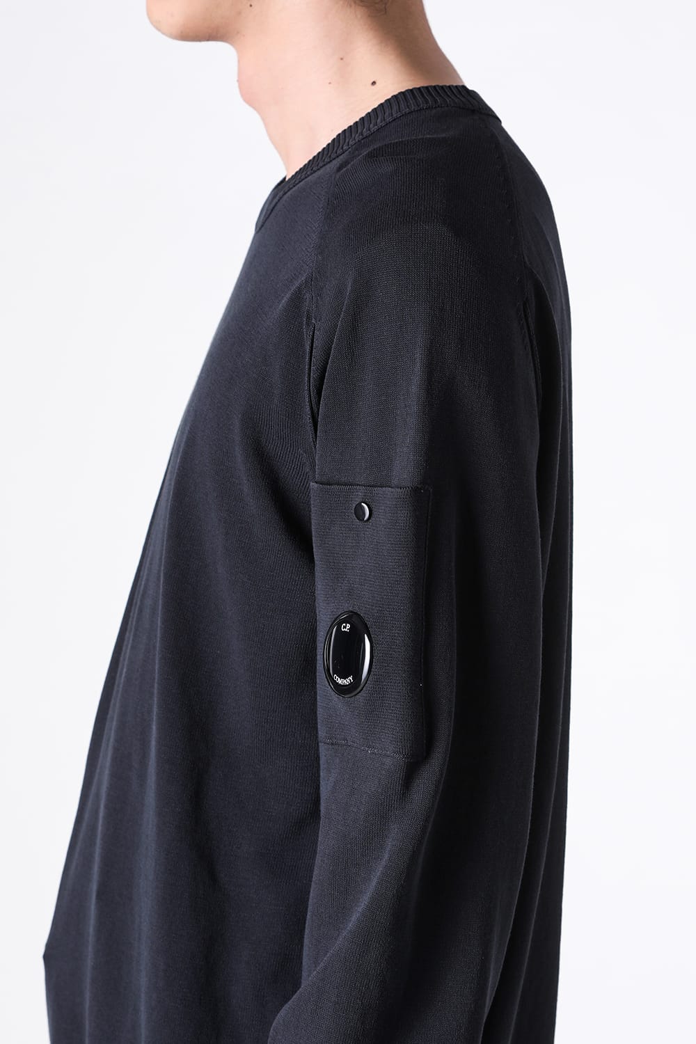 シーピーカンパニー C.P. COMPANY TN Crepe Crewneck Lens Sweater （Black） Black