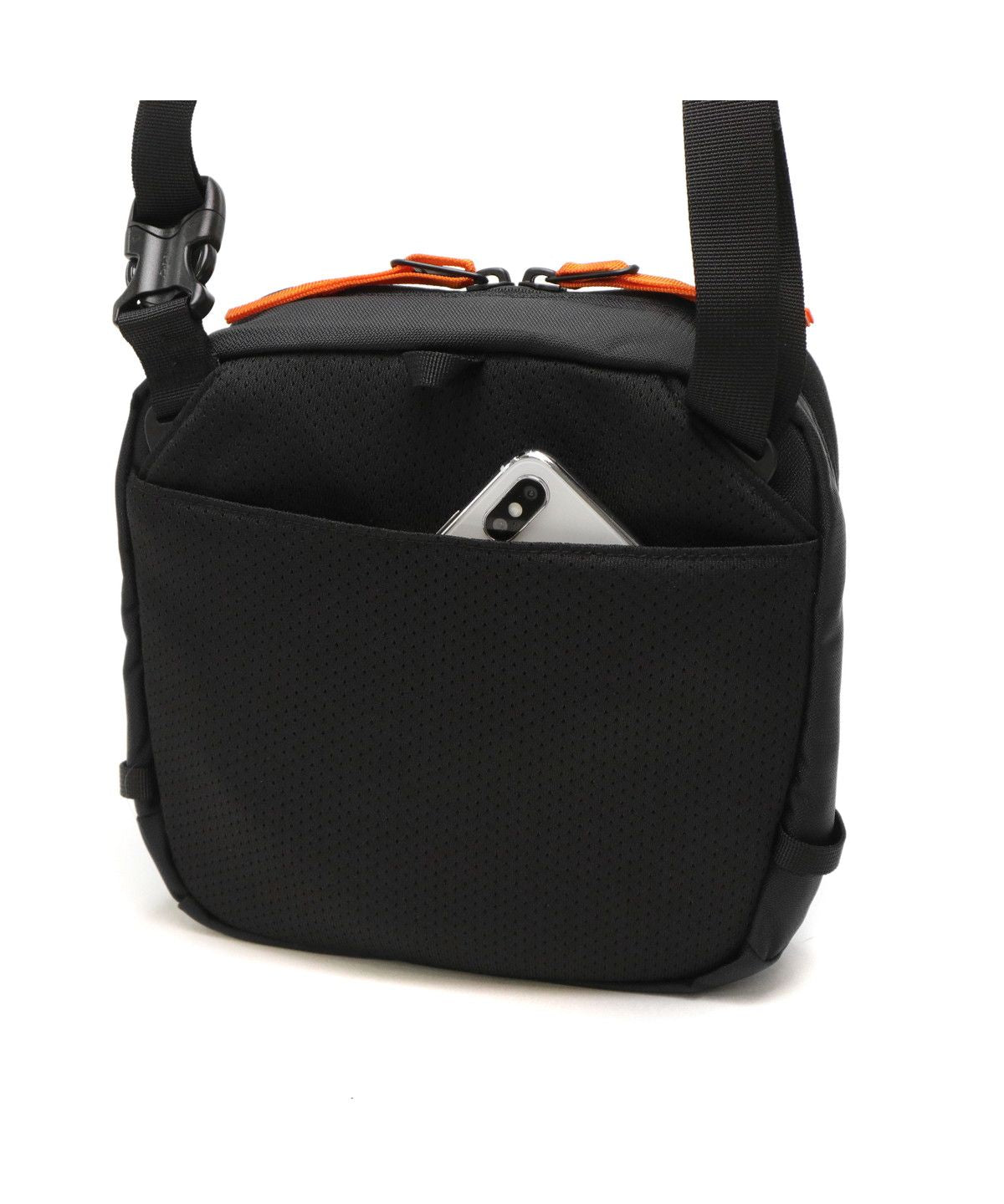 ミステリーランチ MYSTERY RANCH 【日本正規品】ミステリーランチ ショルダーバッグ 斜めがけ MYSTERY RANCH ディストリクト 4 ミニショルダー カジュアル 40代 軽量 4L 撥水 （ブラック） ブラック