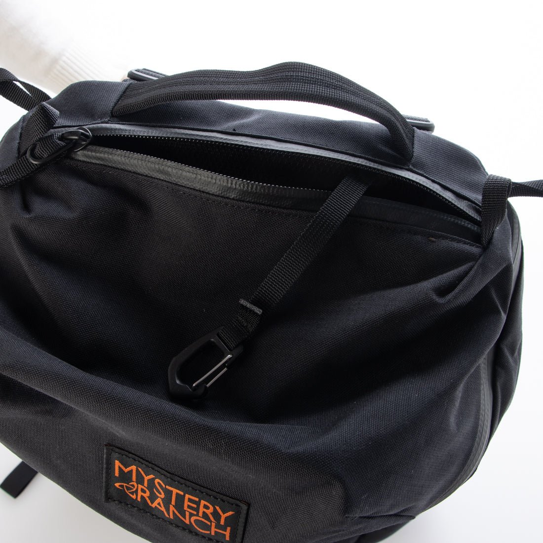 ミステリーランチ MYSTERY RANCH CATALYST 22 メンズ レディース リュック バックパック （BLACK） BLACK