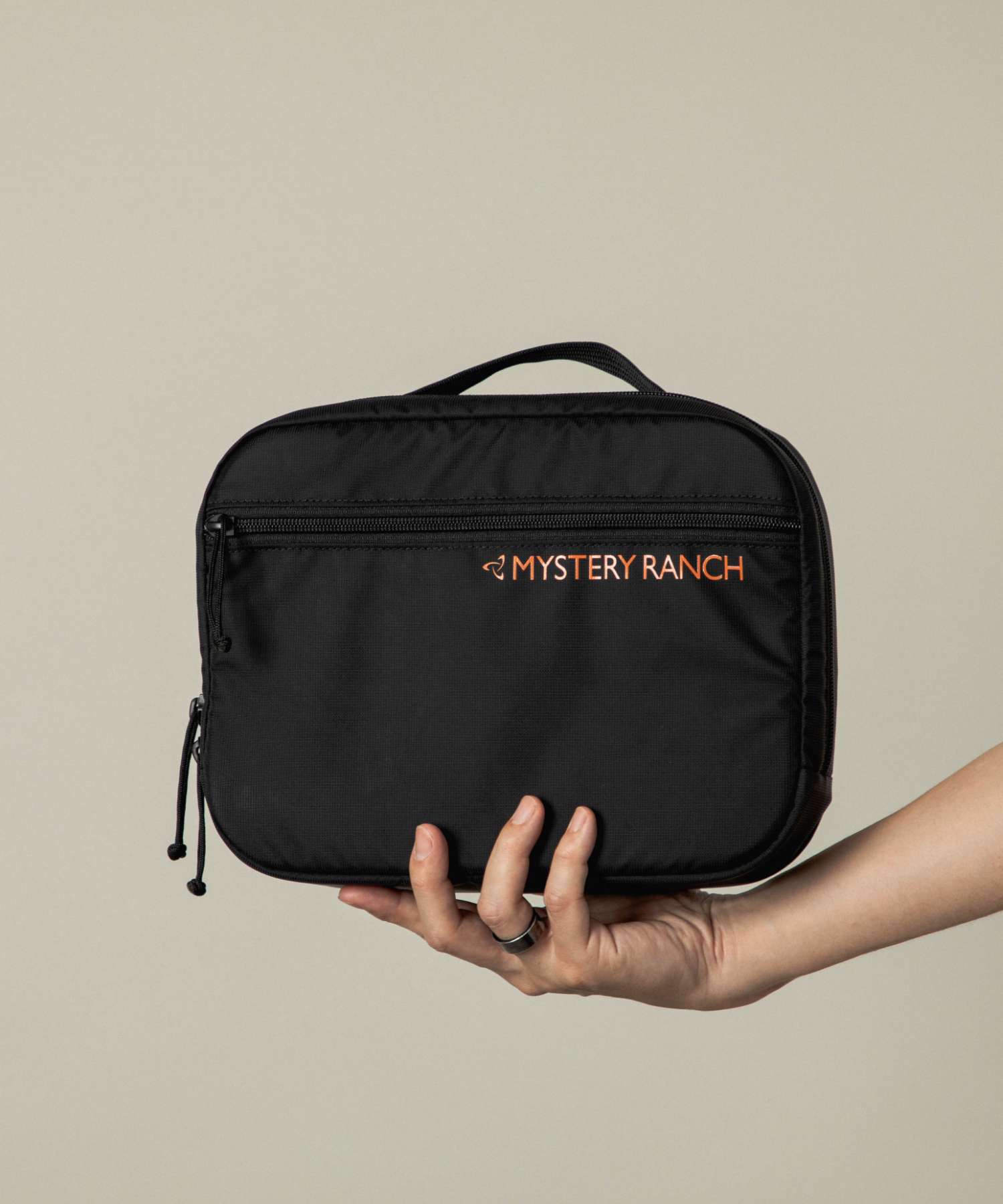 ミステリーランチ MYSTERY RANCH MISSION CONTROL LARGE ミッションコントロール ラージ ユニセックス ナイロン コンパクト （ブラック） ブラック