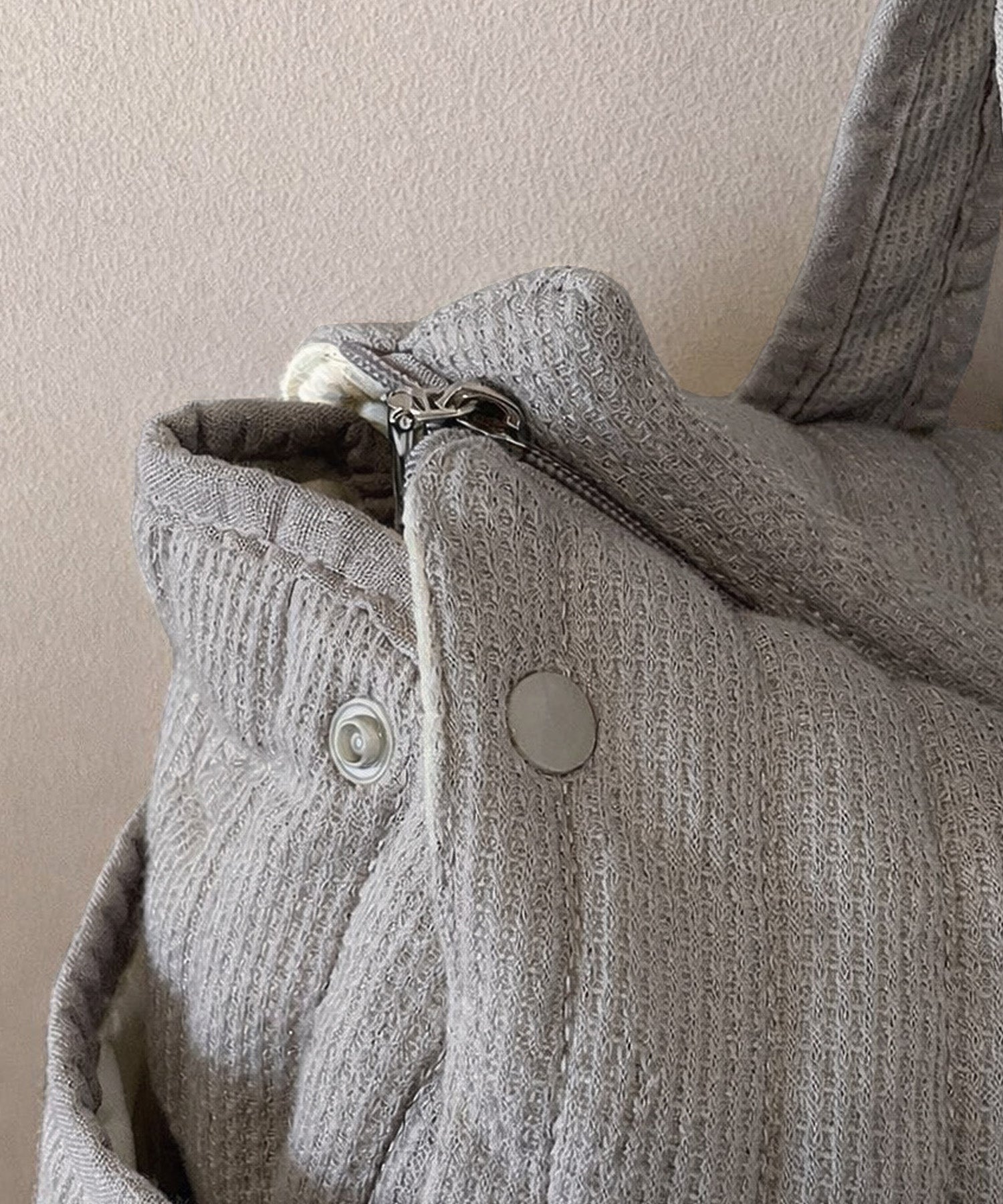 ショップニコニコ ShopNikoNiko ベビーカーストラップ付 多機能 マザーズバッグ【即納】ママバッグ 出産 出産祝い ベビー用品 赤ちゃん用品 育児バッグ パパ兼用 ユニセックス 鞄 カバン かばん 大容量 （グレー） グレー