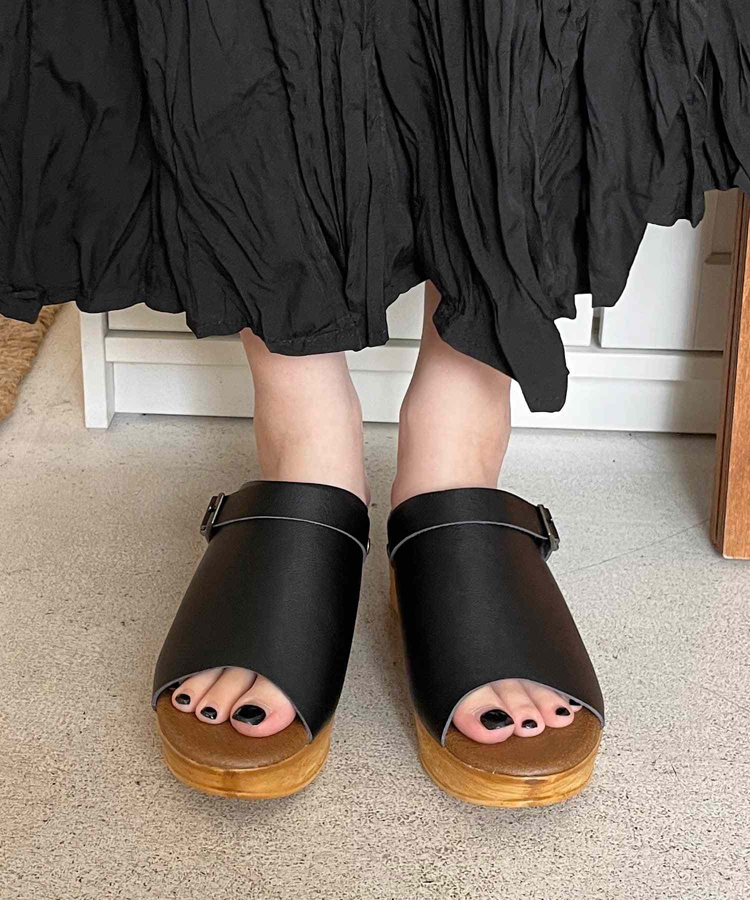 ShopNikoNiko Made in Japan Ultimate Comfort Strap Clog Sandals 【Immediate Delivery】 Shoes Sandals Women's Clogs Strap Sandals Simple