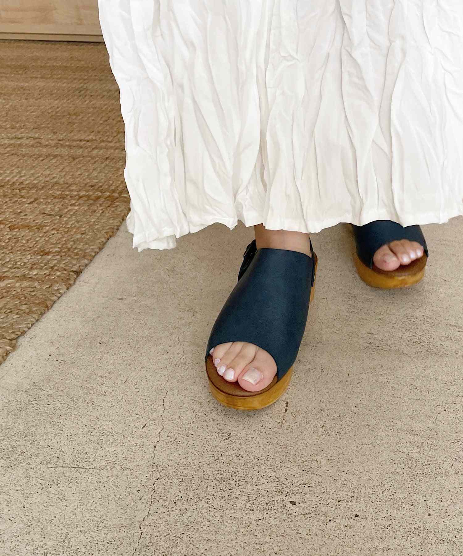 ShopNikoNiko Made in Japan Ultimate Comfort Strap Clog Sandals 【Immediate Delivery】 Shoes Sandals Women's Clogs Strap Sandals Simple