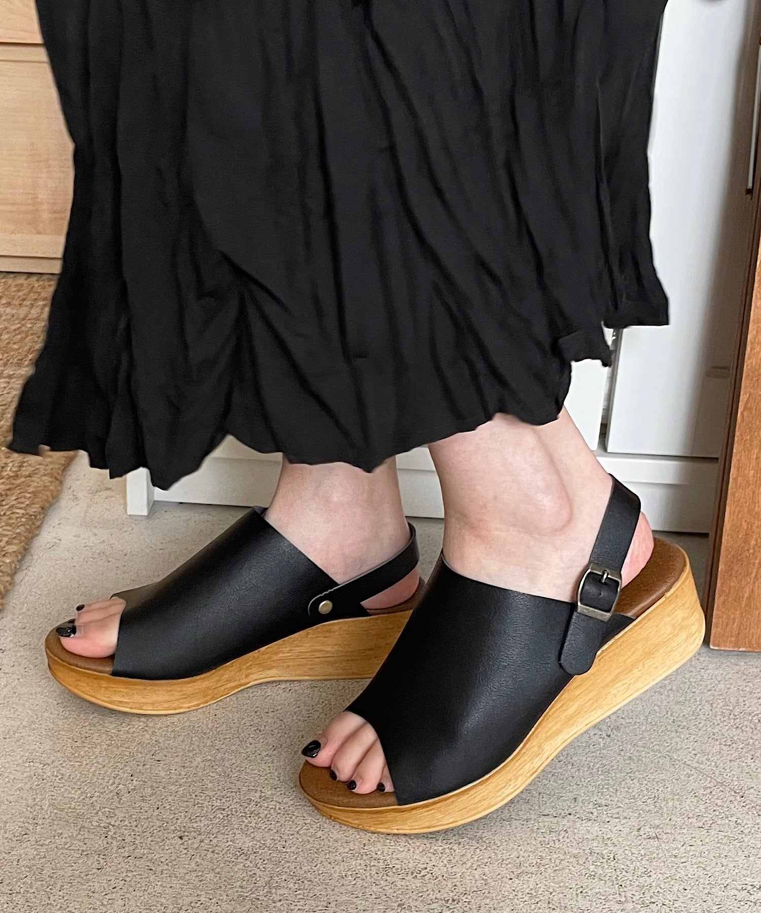 ShopNikoNiko Made in Japan Ultimate Comfort Strap Clog Sandals 【Immediate Delivery】 Shoes Sandals Women's Clogs Strap Sandals Simple