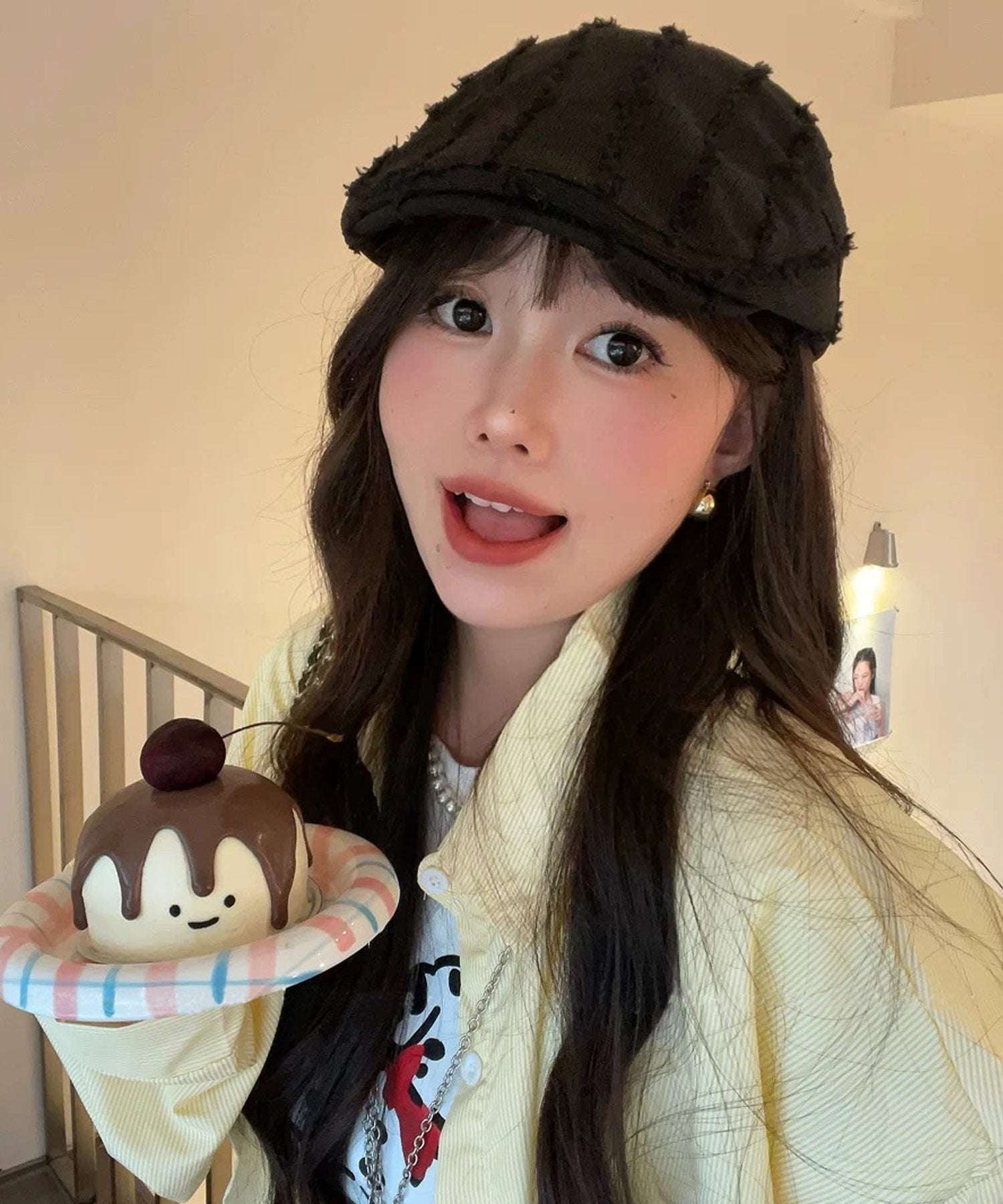 ショップニコニコ ShopNikoNiko ストライプフリンジ ハンチング帽 【即納】韓国カジュアル 韓国ガーリー ワンホンファッション オルチャンファッション フリンジ加工 サイズ調節可能 紫外線対策 UV対策 （ブラック） ブラック