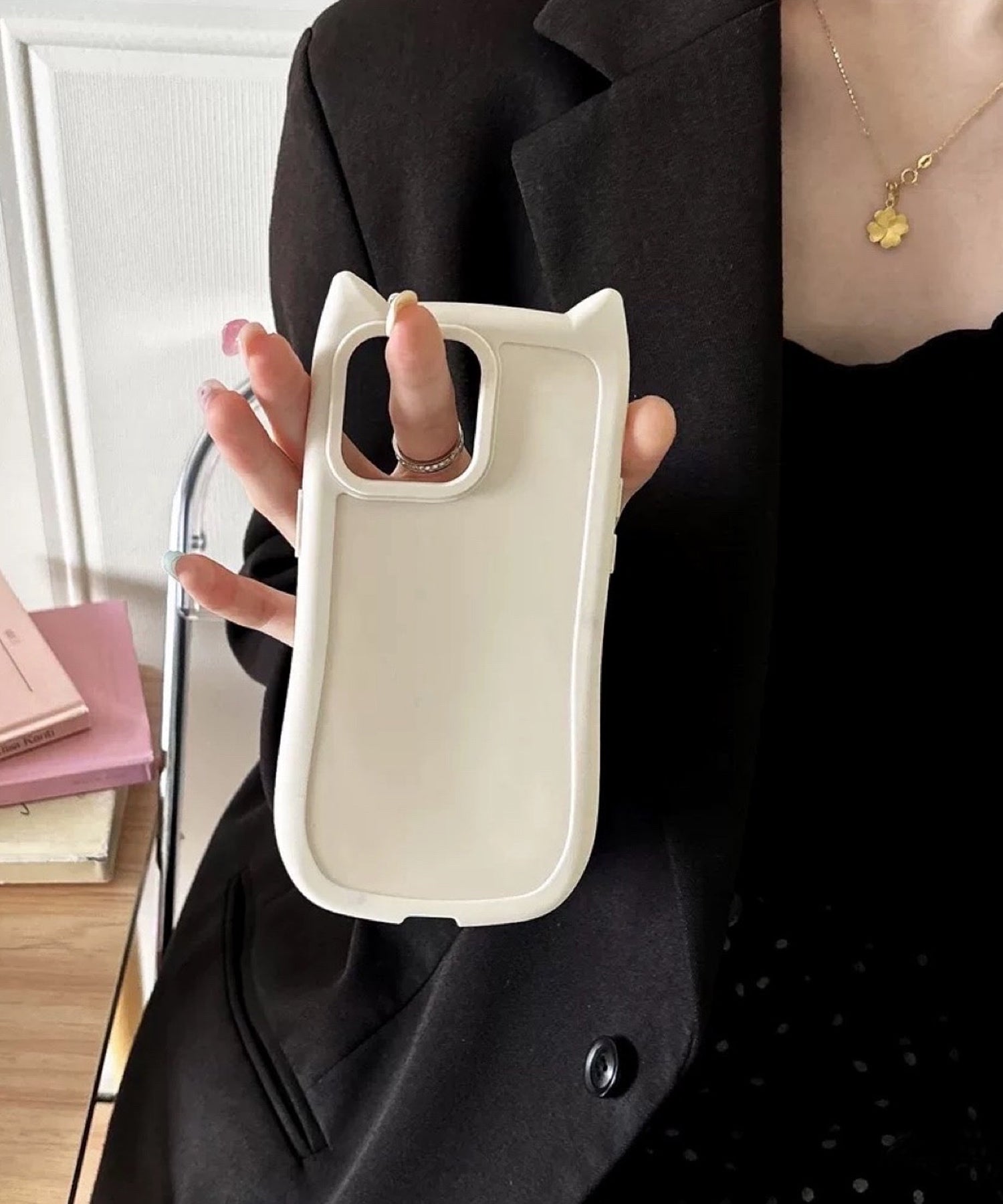 ショップニコニコ ShopNikoNiko 猫耳 マットフレーム スマホケース ma 【即納】iPhoneケース iPhoneカバー 12 13 14 15 16 ソフトケース 韓国スマホケース ネコ耳 ねこ耳 （ホワイト） ホワイト