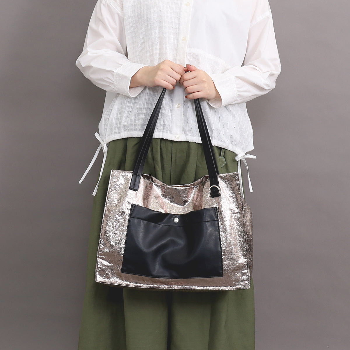 Nananoel lia Metallic Pocket Square Tote Bag / A4 Compatible