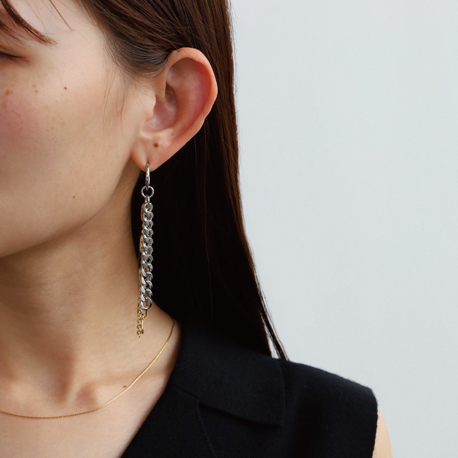 ノエルマーケット Noelmarket ピアス 金属アレルギー対応 フープ フープピアス つけっぱなし 大きめ 揺れるピアス （ゴールド） ゴールド