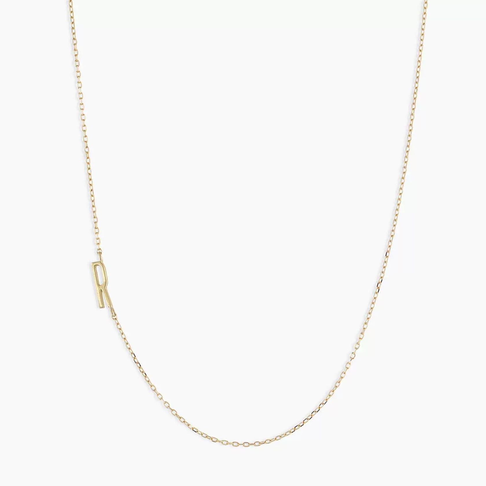 ノエルマーケット Noelmarket シンプルに、特別を纏う イニシャルネックレス 金属アレルギー対応 （R） R