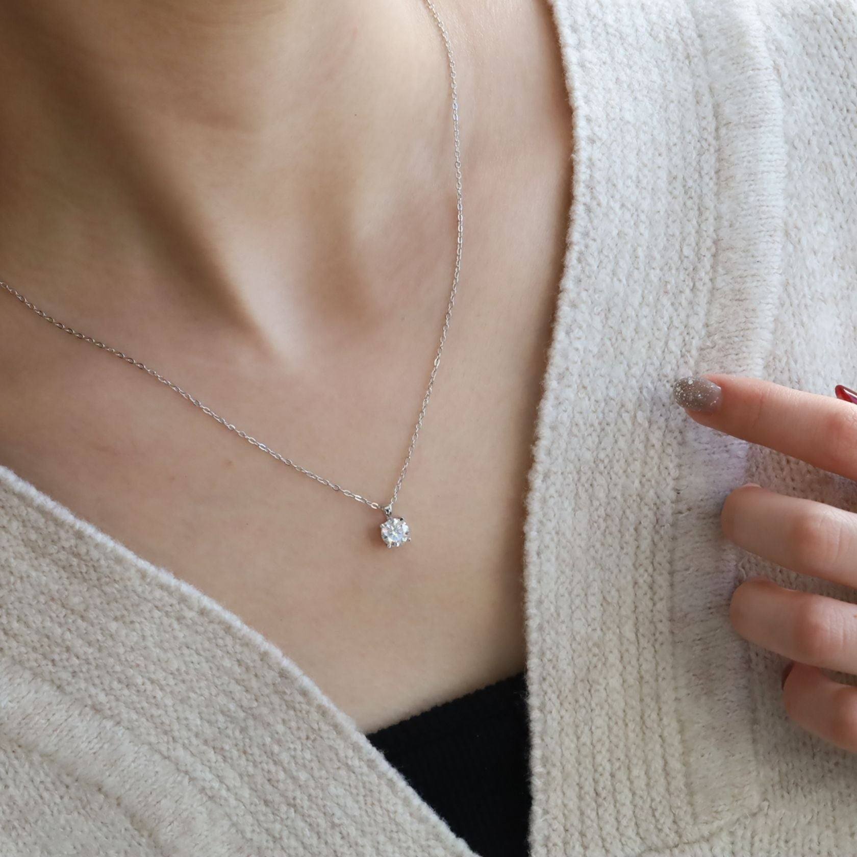 ノエルマーケット Noelmarket 永遠を、ひと粒に。モアサナイト ネックレス シルバー925製 小豆チェーン 金属アレルギー対応 （シルバー） シルバー