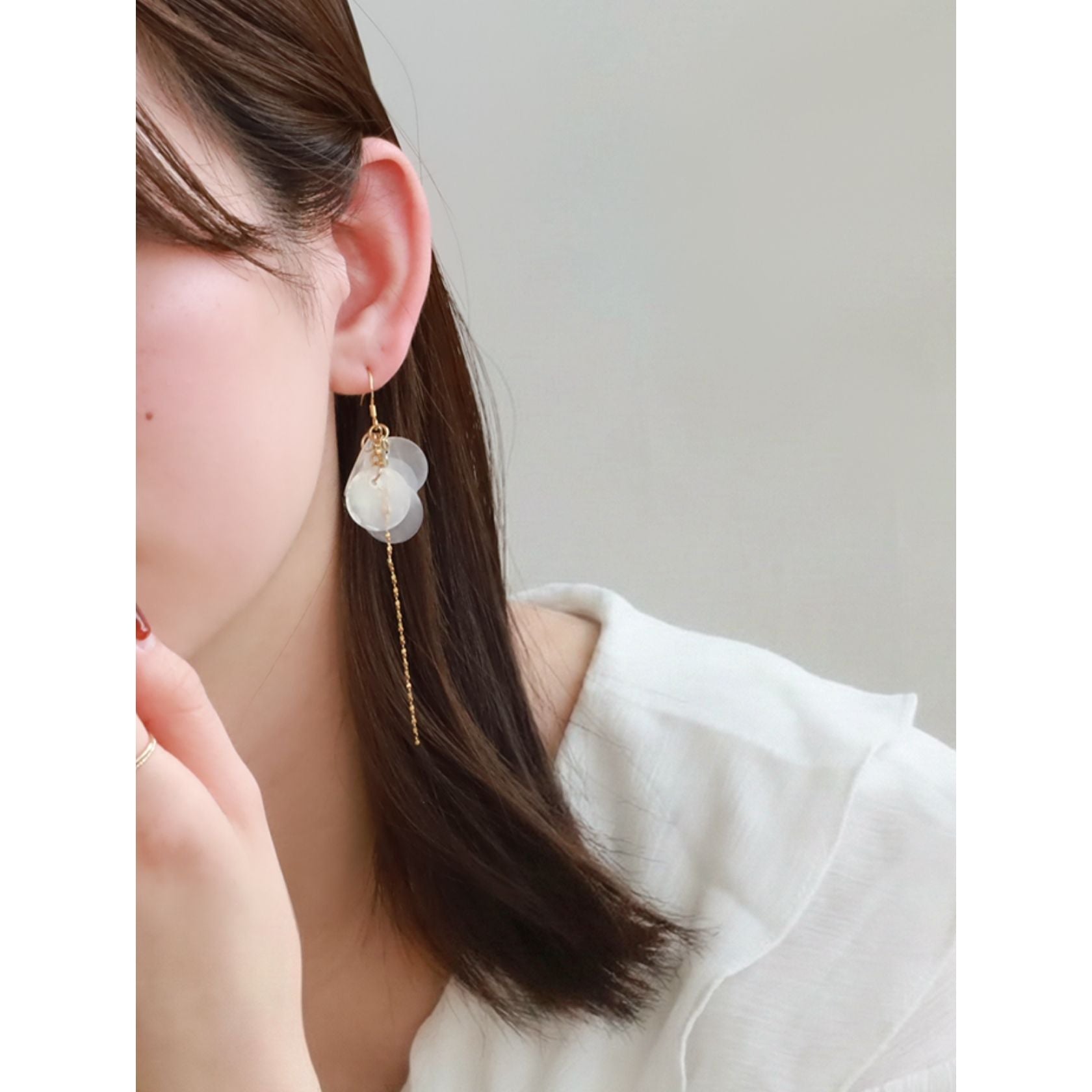 ノエルマーケット Noelmarket 日本製 ハンドメイド シェルのロングピアス Silver925 金属アレルギー対応 （ゴールド） ゴールド