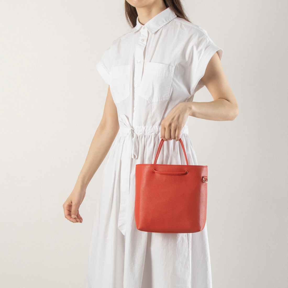 ニーナミュウ Ninamew インナーキティ柄ミニBAG