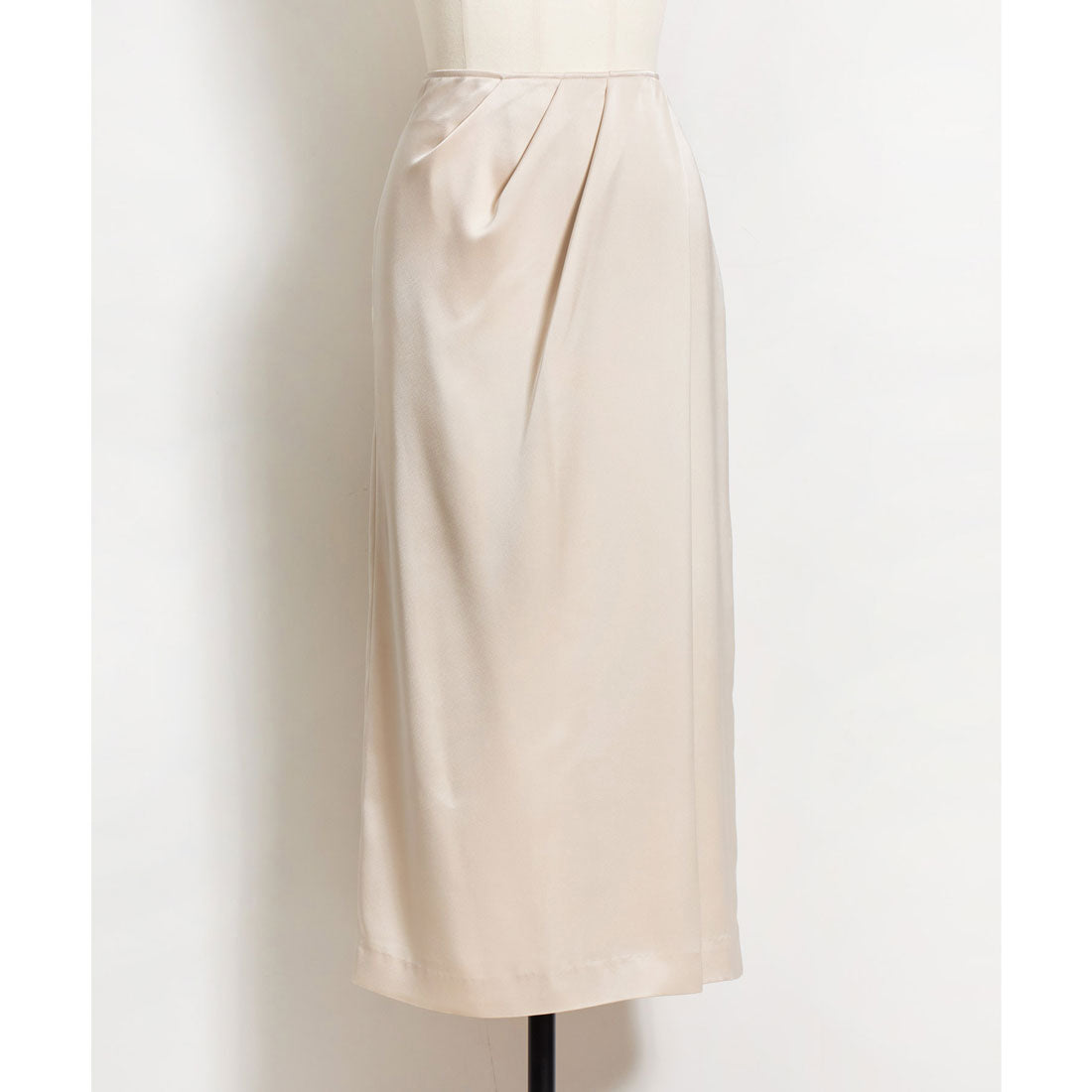 ノエラ NOELA ドレープサテンスカート （オフホワイト） オフホワイト