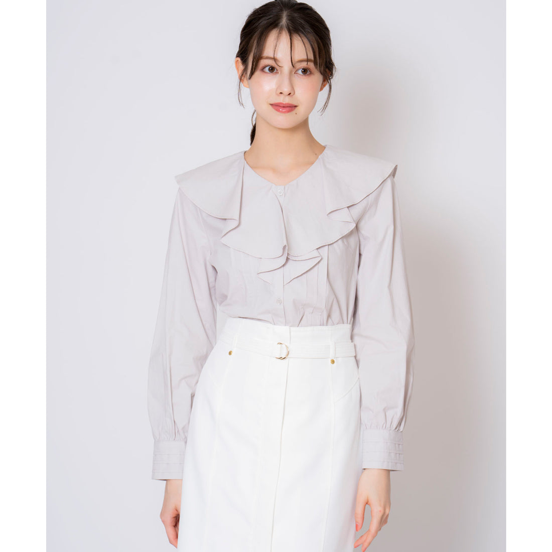 ノエラ Noela フリルタックブラウス （サックス） サックス