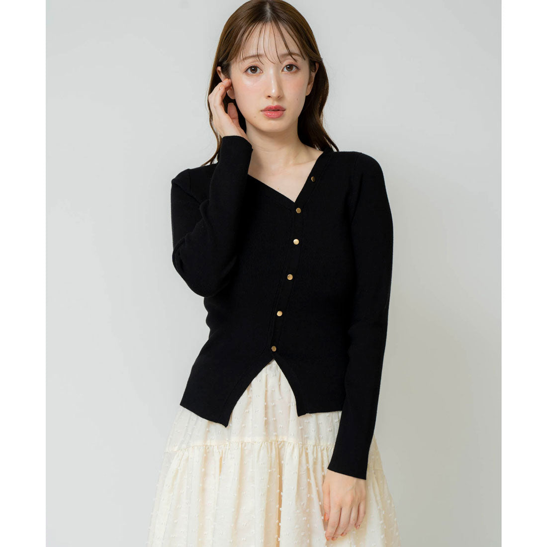 Noela Noela Asymmetric Button Knit