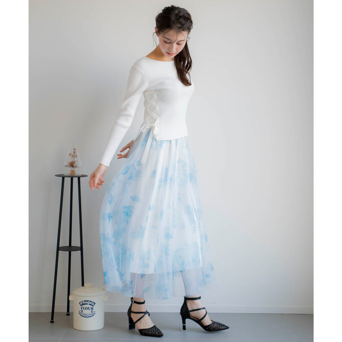 ノエラ Noela フラワースタッズチュールスカート （ネイビー） ネイビー