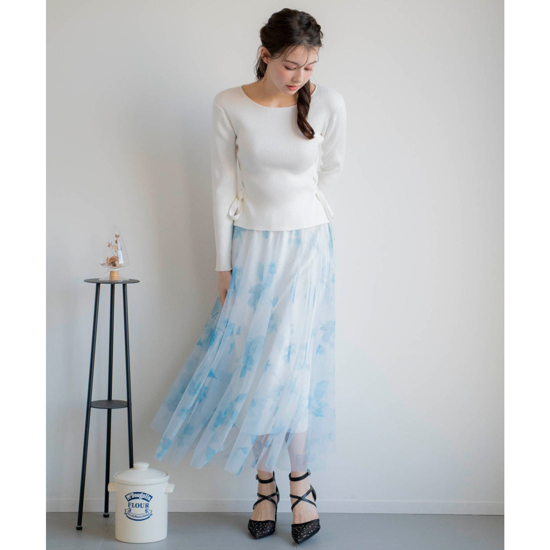 ノエラ Noela フラワースタッズチュールスカート （ネイビー） ネイビー