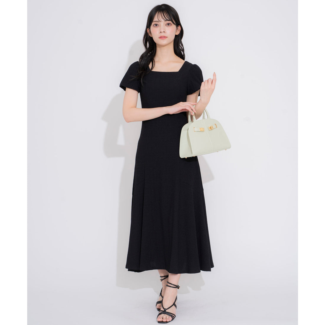 ノエラ Noela スクエアネックカットワンピ （ブラック） ブラック