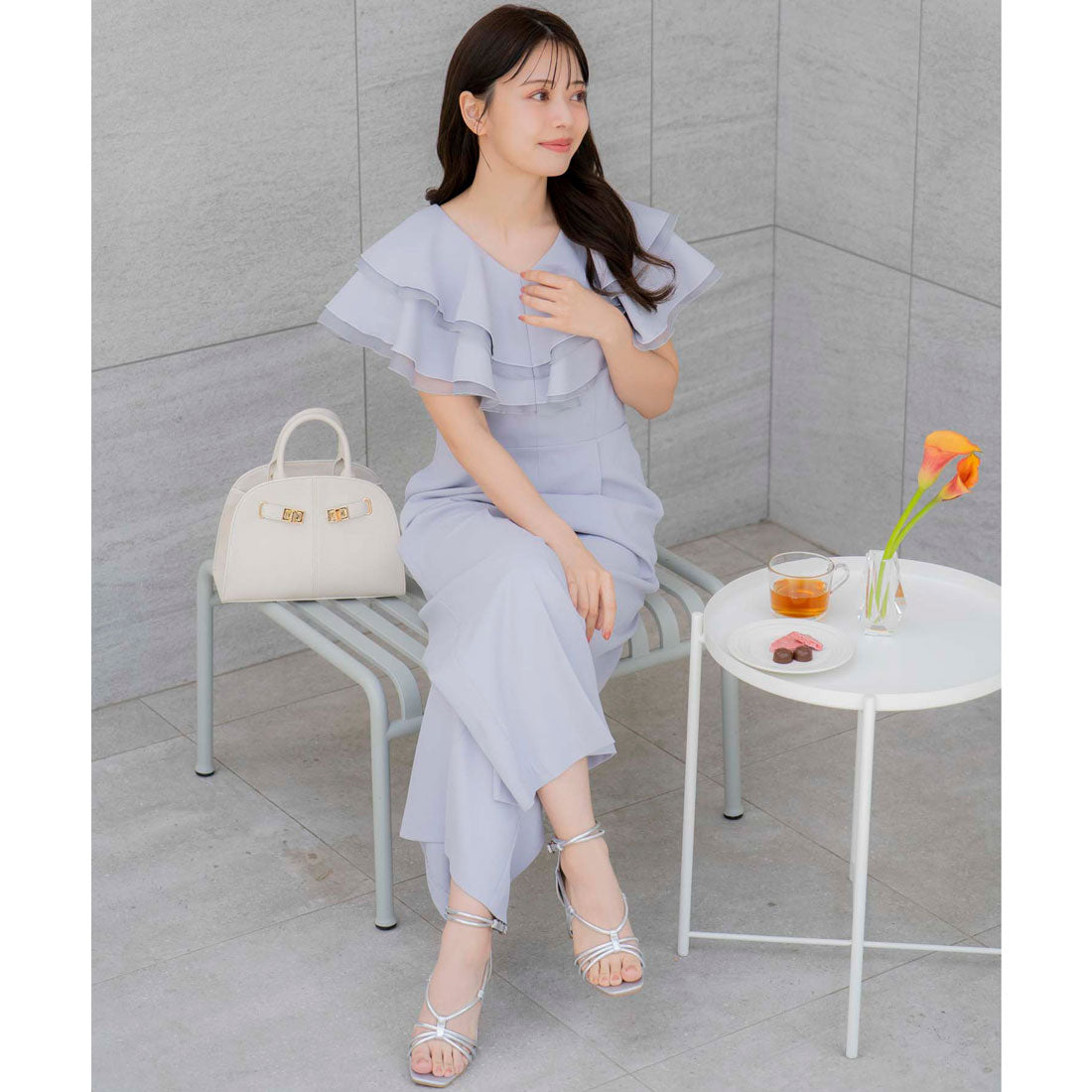 ノエラ NOELA 【WEB限定】フロントジップフリルオールインワン （サックス） サックス