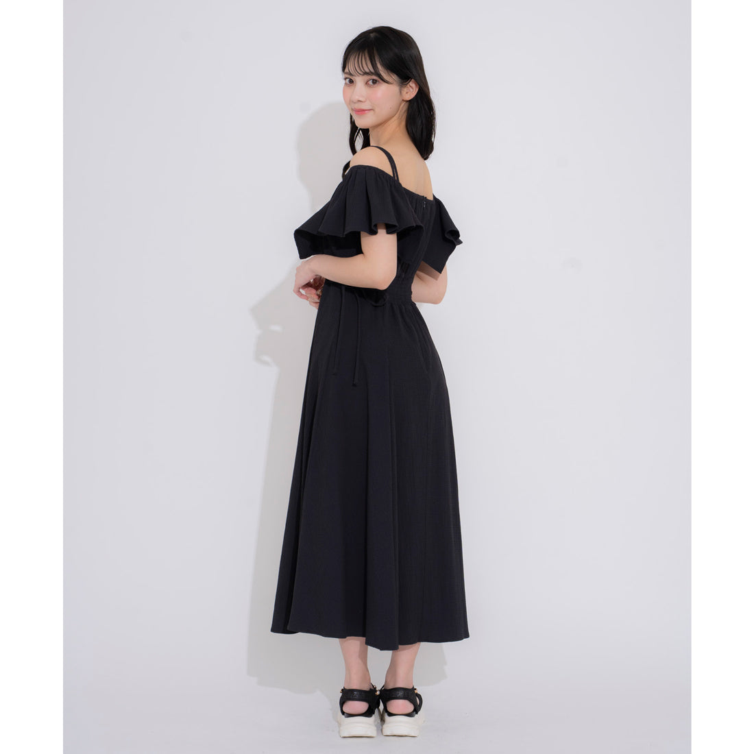 ノエラ NOELA 2WAYフリルサッカーワンピ （ブラック） ブラック