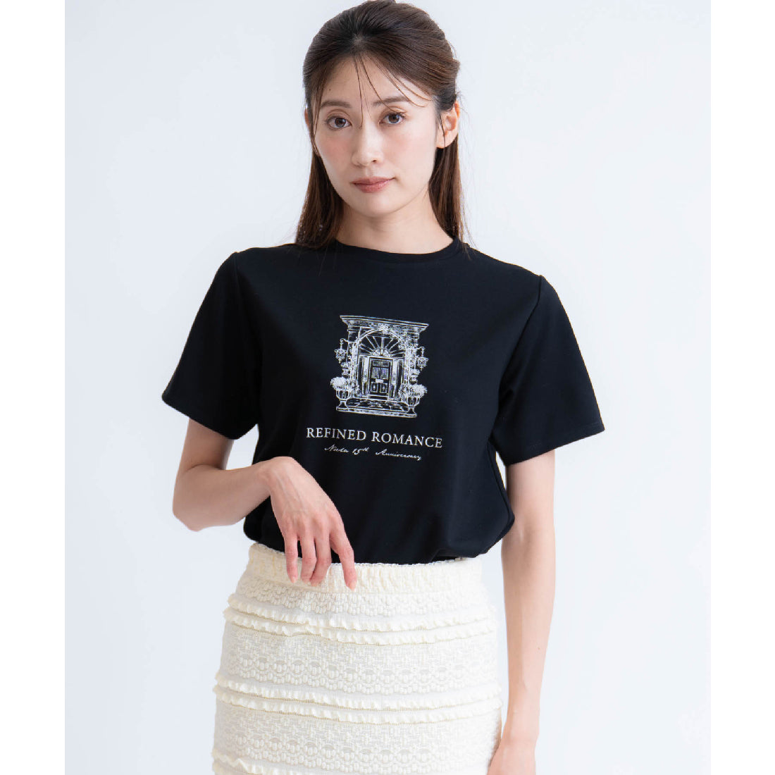 ノエラ NOELA ロゴエンブレムTシャツ （ブラック） ブラック