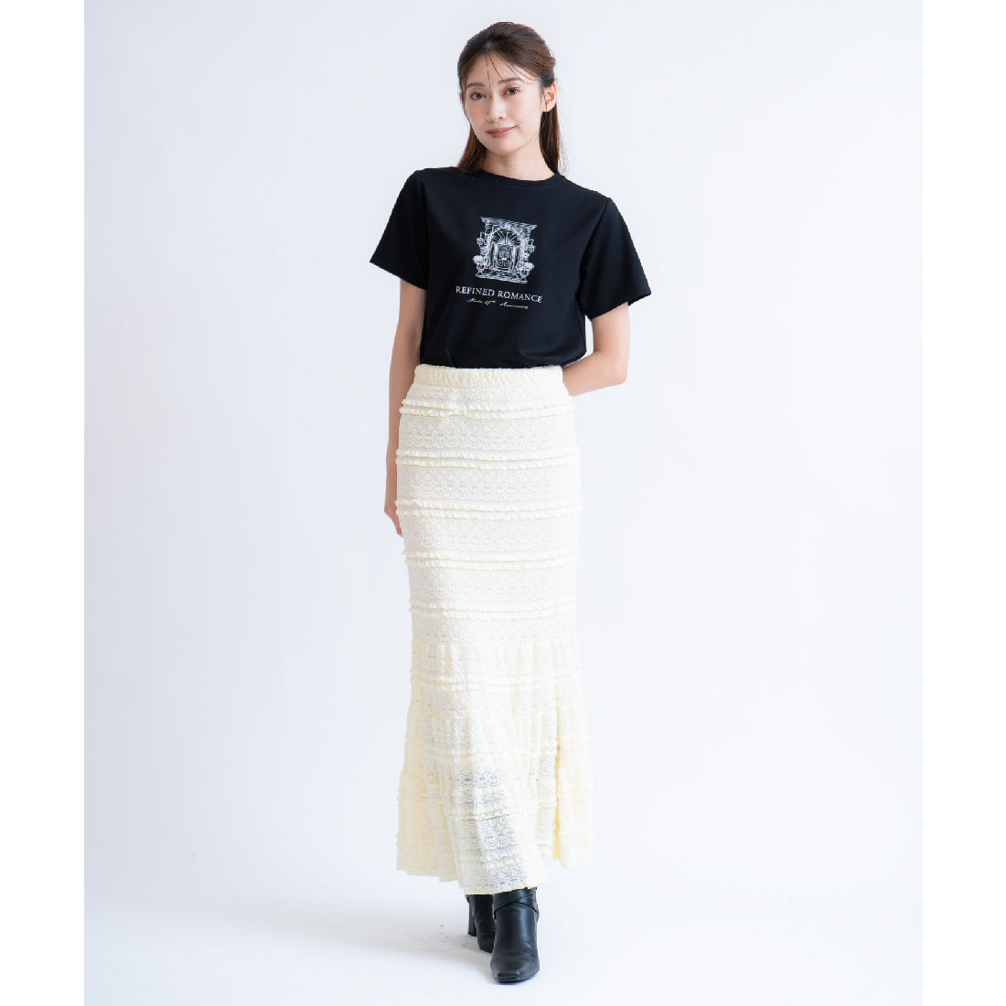 ノエラ NOELA ロゴエンブレムTシャツ （ブラック） ブラック