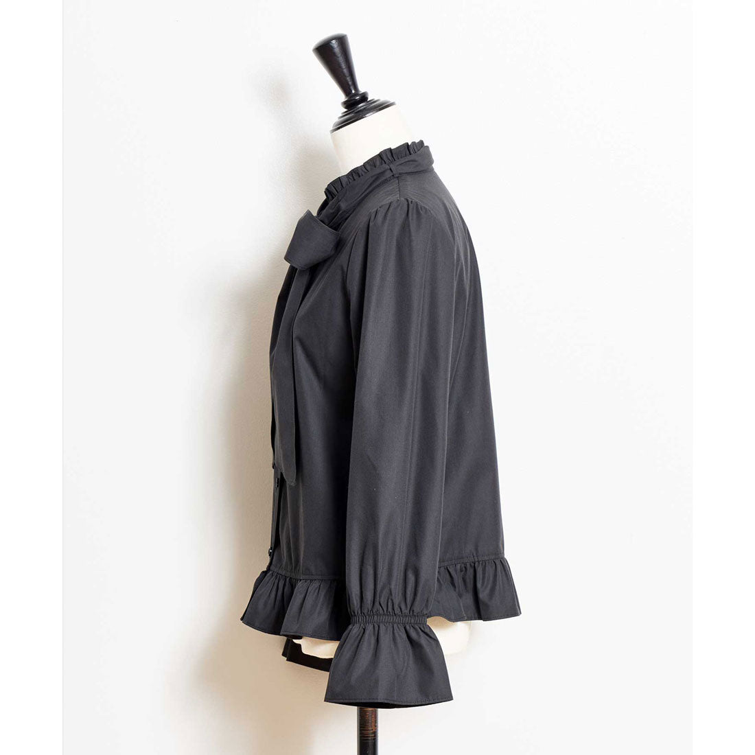 ノエラ NOELA ボウタイフリルブラウス （ブラック） ブラック