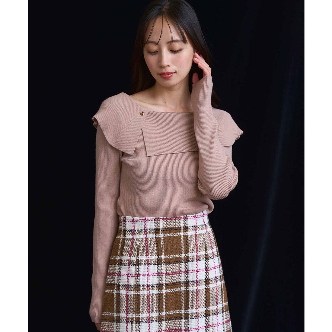 ノエラ NOELA  アシメケープニット （ベージュ） ベージュ