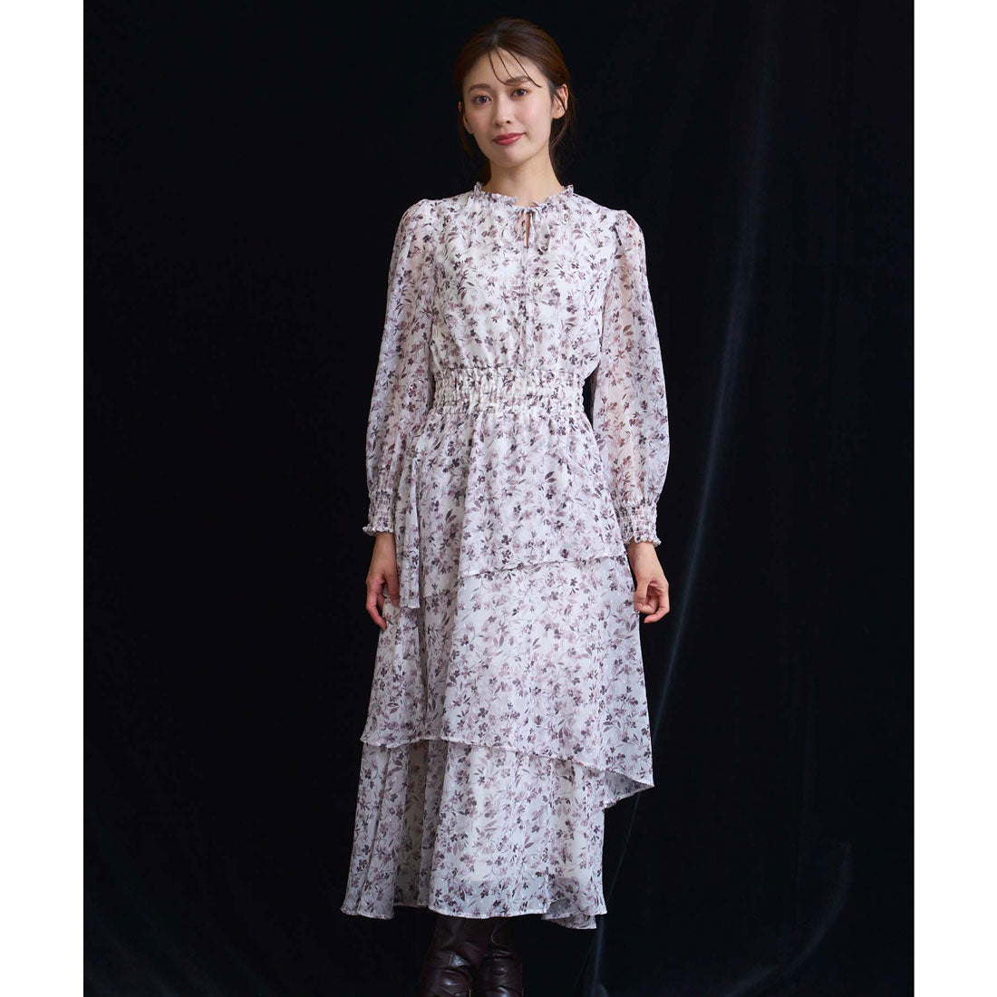 ノエラ NOELA  タイニーフラワードビードットワンピース （ベージュ） ベージュ