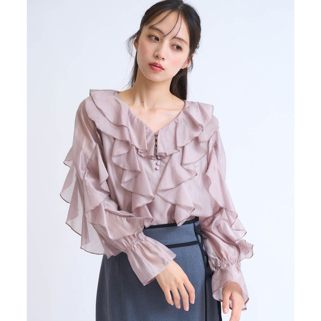 ノエラ NOELA  ラッフルフリルブラウス （モカ） モカ
