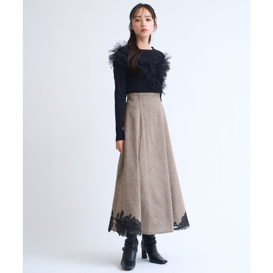 ノエラ NOELA  カットワーク刺繍ツイードスカート （チャ） チャ