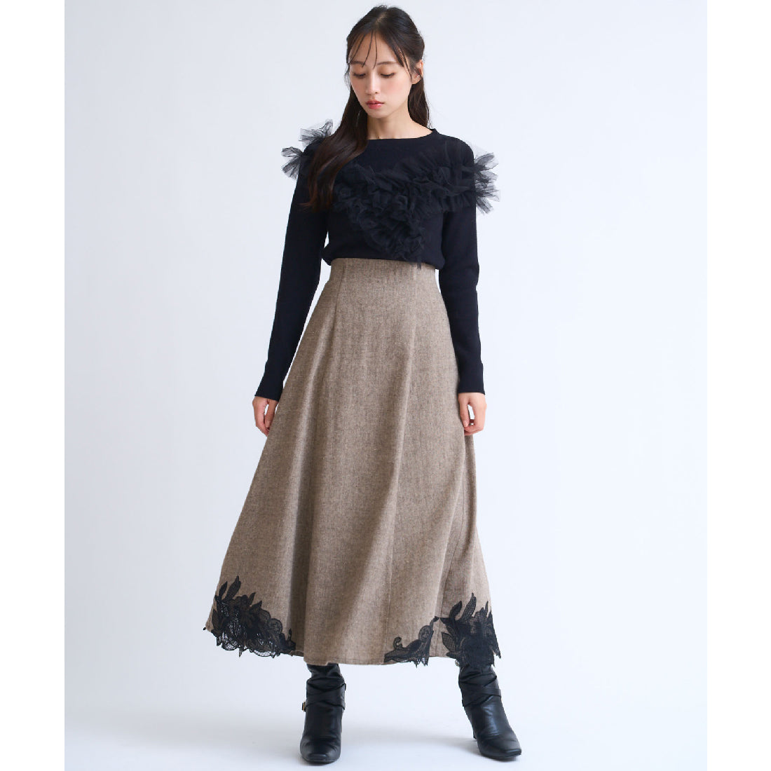 ノエラ NOELA  カットワーク刺繍ツイードスカート （チャ） チャ