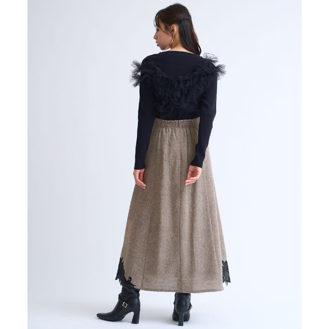 ノエラ NOELA  カットワーク刺繍ツイードスカート （チャ） チャ