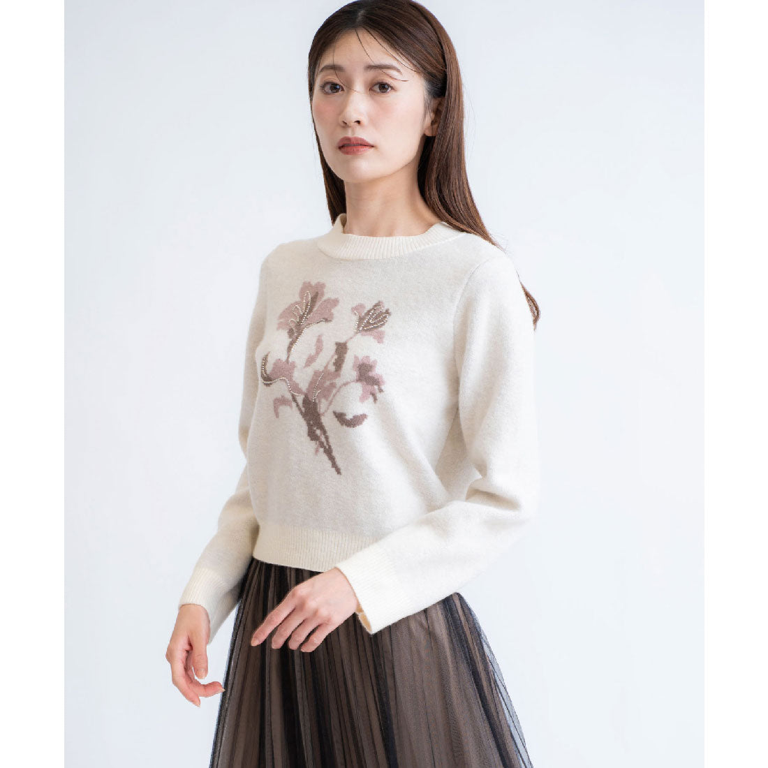 ノエラ NOELA  ビーズジャガードニット （オフホワイト） オフホワイト