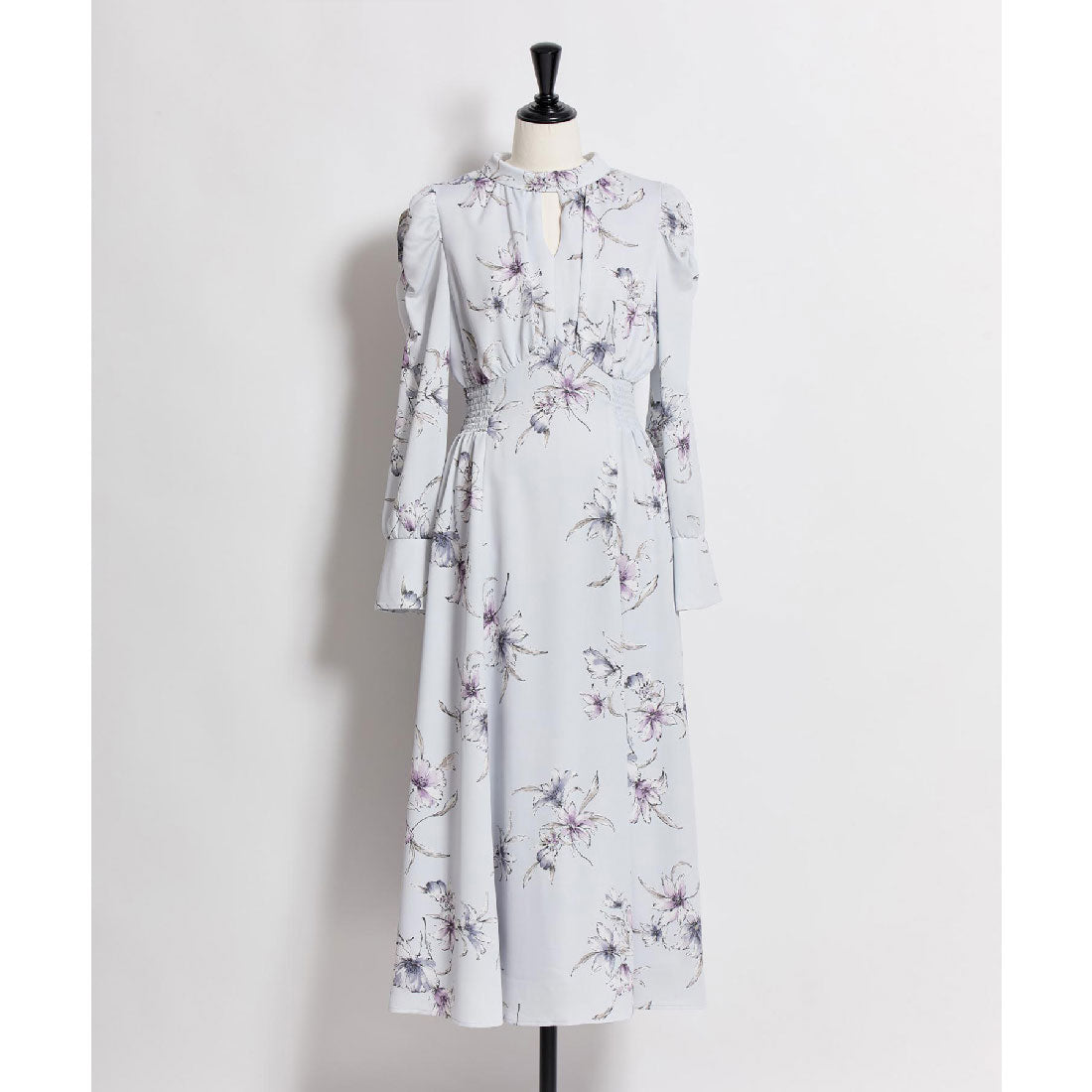 ノエラ NOELA  線描きフラワーワンピース （サックス） サックス