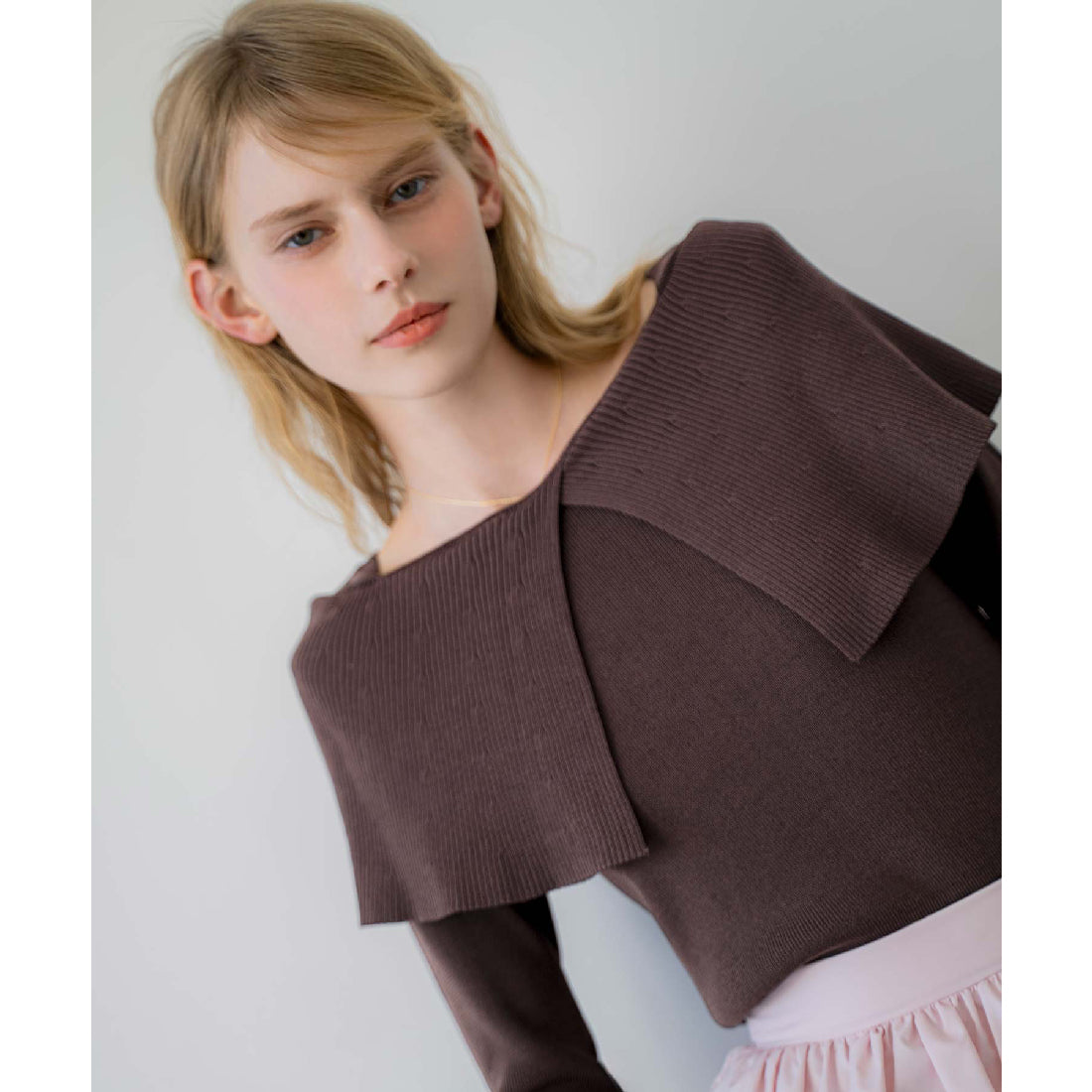 ノエラ NOELA  ビッグカラーニット （チャ） チャ