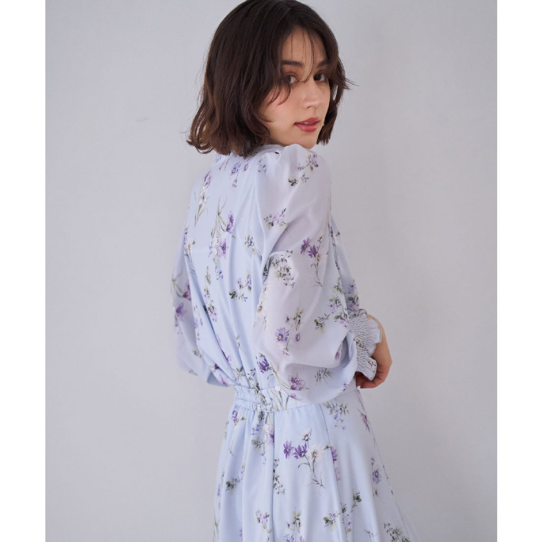 ノエラ NOELA  花柄シアーブラウス （サックス） サックス