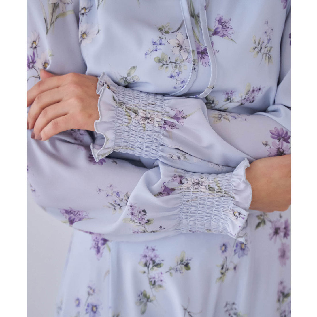 ノエラ NOELA  花柄シアーブラウス （サックス） サックス