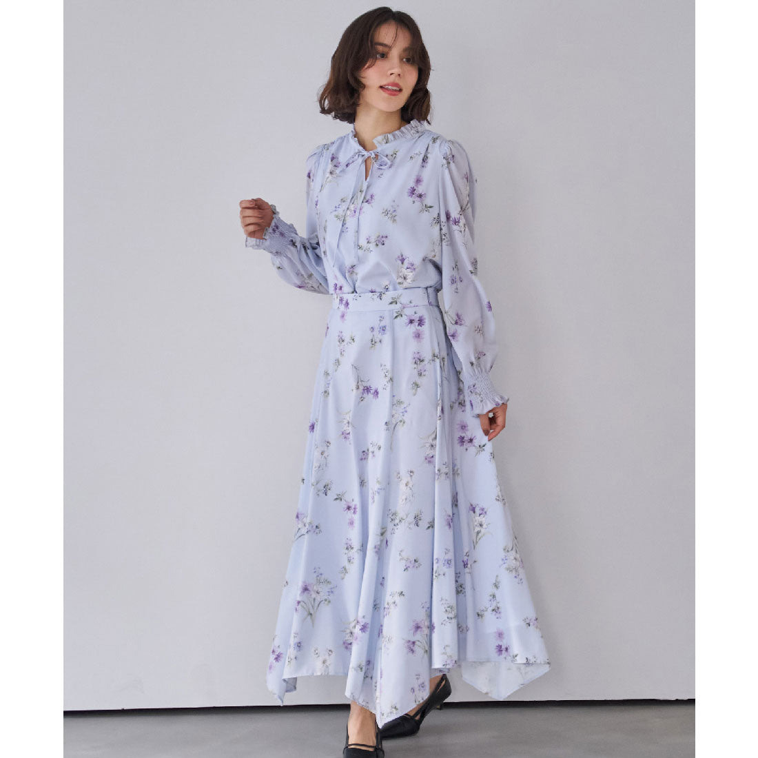 ノエラ NOELA  花柄シアーブラウス （サックス） サックス