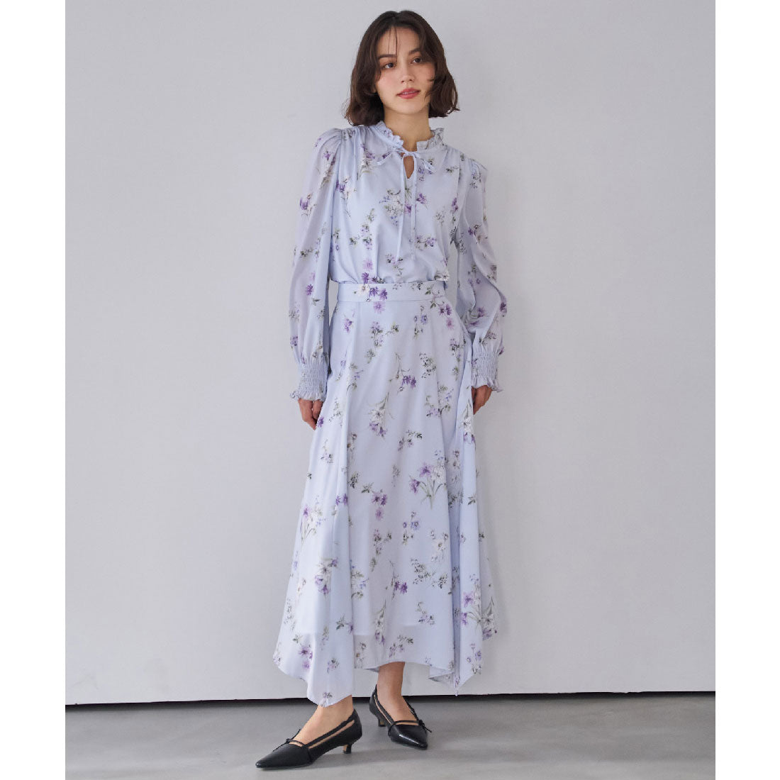 ノエラ NOELA  花柄シアーブラウス （サックス） サックス