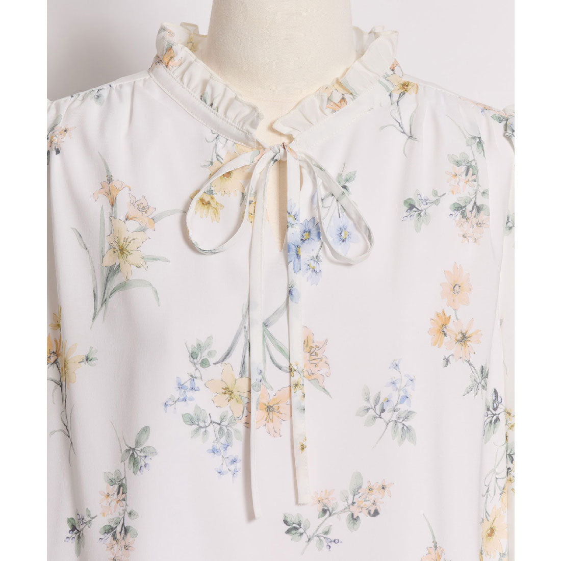 ノエラ NOELA  花柄シアーブラウス （サックス） サックス